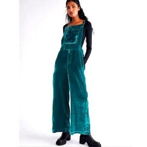 Free people Eva Velvet Overalls